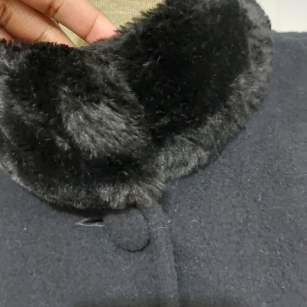 Albert Nipon Black Long Coat with Faux Fur Trim Size 6 - Picture 6 of 12
